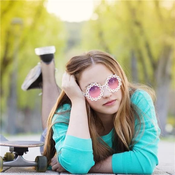 3 Packs Retro Daisy Sunglasses for Women Flower Round Disco Sunglasses Floral